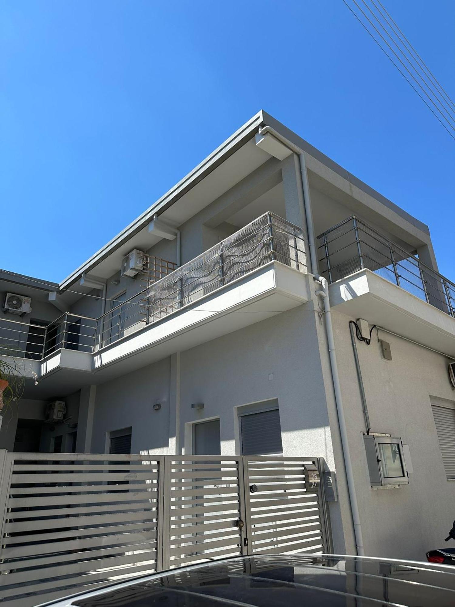 Όμορφο Δυάρι Με Βεράντα.! Apartment Kalamata Exterior photo